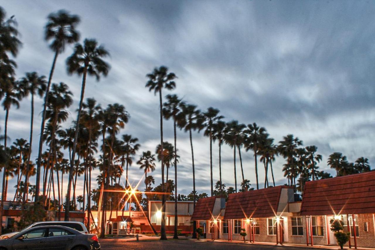 Victoria Palms Inn And Suites Donna Екстериор снимка