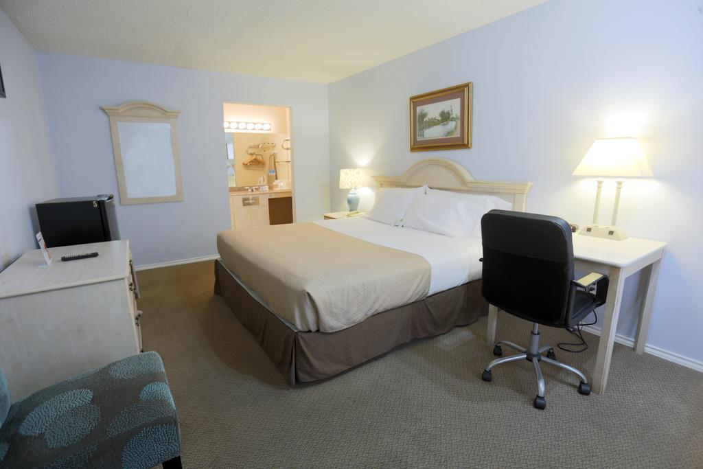 Victoria Palms Inn And Suites Donna Екстериор снимка